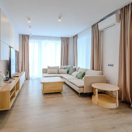 4friendscoresibrasov Pth Apartment