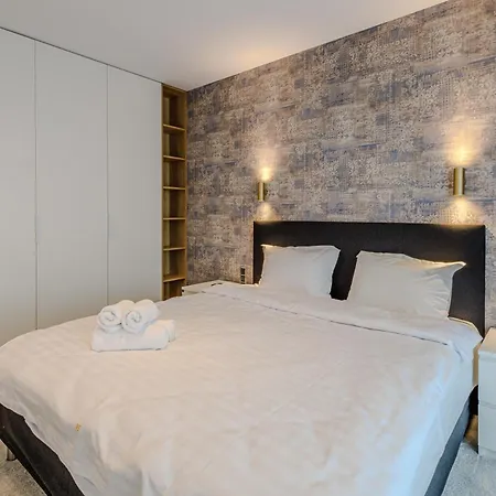 4friendscoresibrasov Pth בראשוב