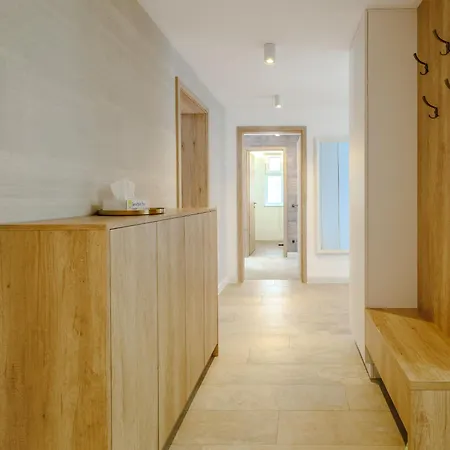 Apartamento 4friendscoresibrasov Pth